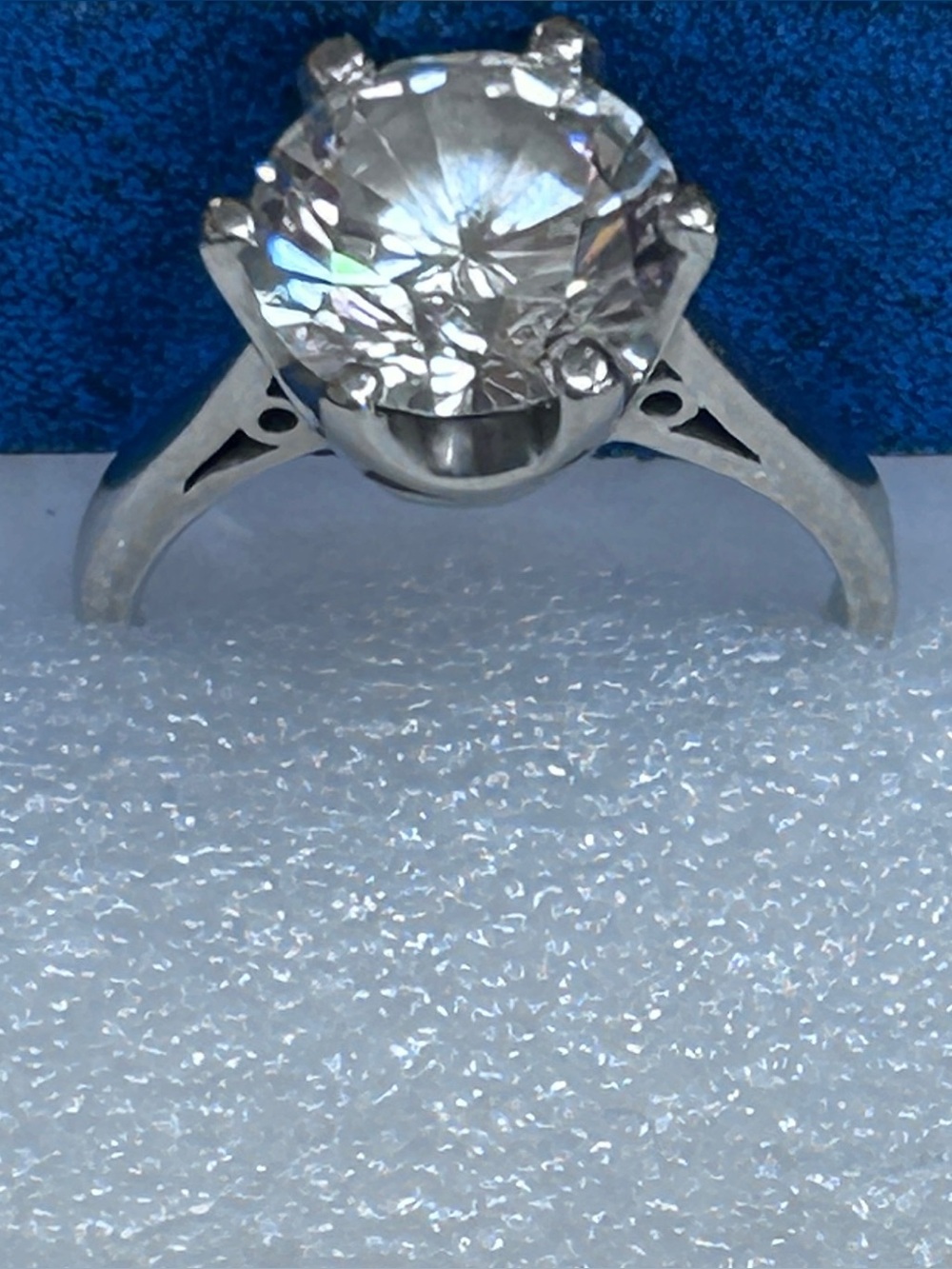 Classic Solitaire Clear Stone Ring in 14k gold